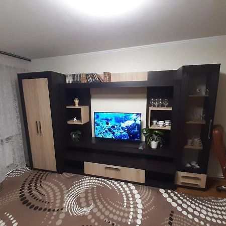 Apartamento Двокімнатна Shepetivka Exterior foto