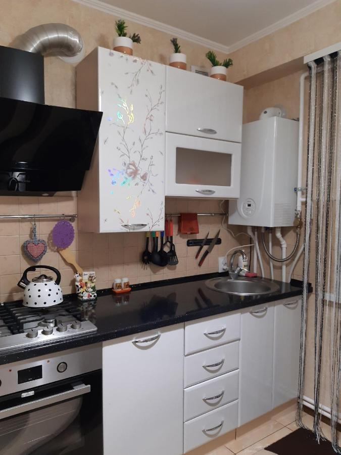 Apartamento Двокімнатна Shepetivka Exterior foto